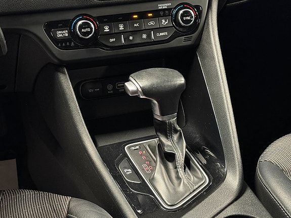 Kia Niro 16 of 21
