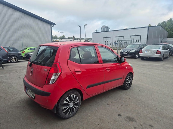 Hyundai i10 9 of 13
