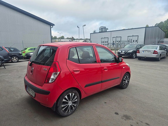 Hyundai i10 5 of 13