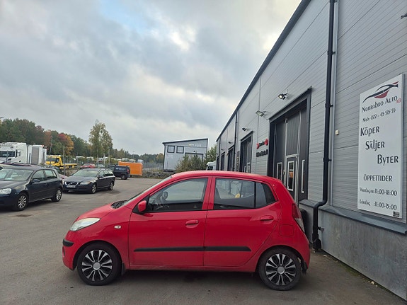 Hyundai i10 11 of 13