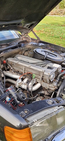 Mercedes-Benz 280 SE 3 of 4