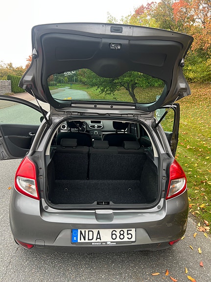 Renault Clio 4 of 13