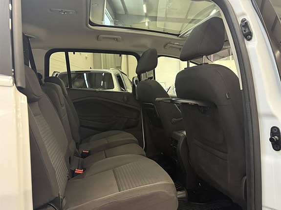 Ford C-Max 9 of 27