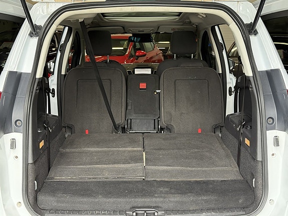 Ford C-Max 12 of 27