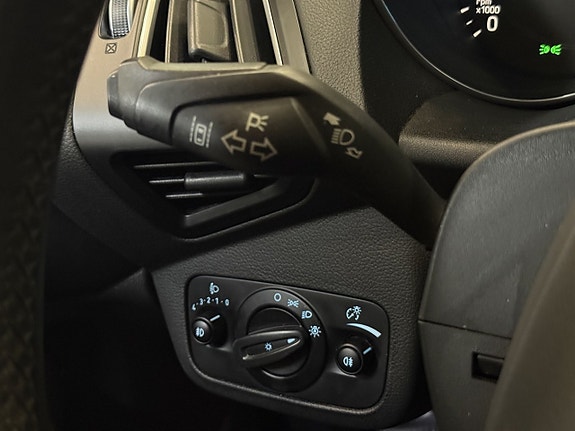 Ford C-Max 15 of 27