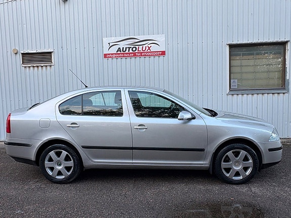 Skoda Octavia 5 of 15