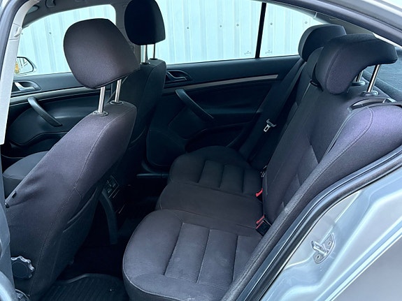 Skoda Octavia 10 of 15