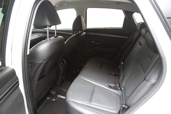 Hyundai Tucson 26 of 29
