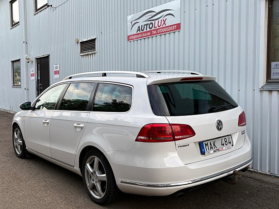 Volkswagen Passat 8 of 17