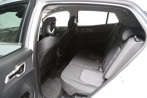 Kia Sportage 23 of 25