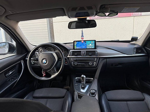 BMW 320d 10 of 11