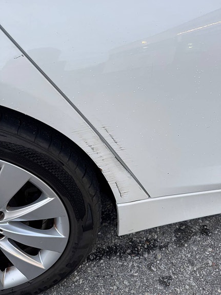 BMW 320d 9 of 11