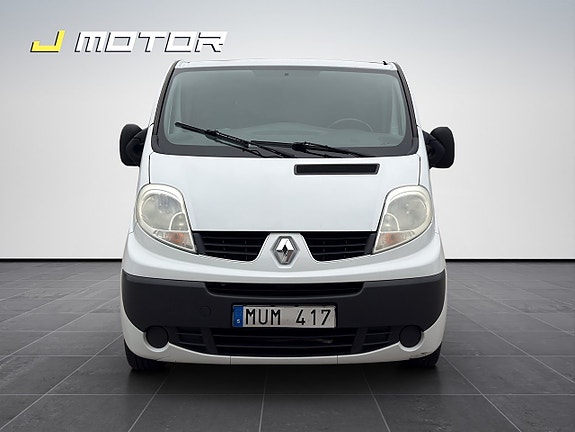 Renault Trafic 8 of 15