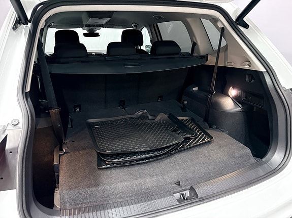 Volkswagen Tiguan Allspace 9 of 30