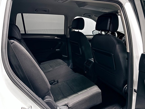 Volkswagen Tiguan Allspace 26 of 30