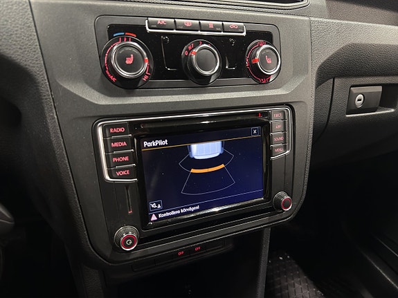 Volkswagen Caddy Maxi 17 of 17