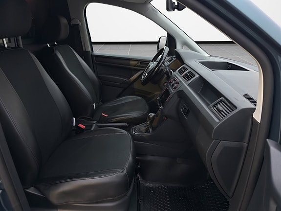 Volkswagen Caddy Maxi 12 of 17