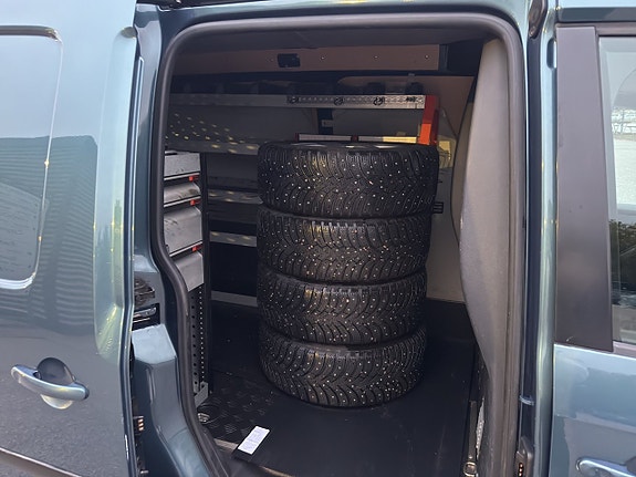 Volkswagen Caddy Maxi 13 of 17
