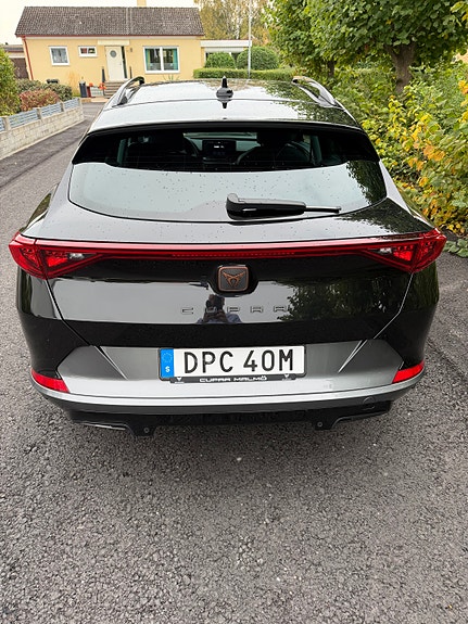 Cupra Formentor 2 of 8