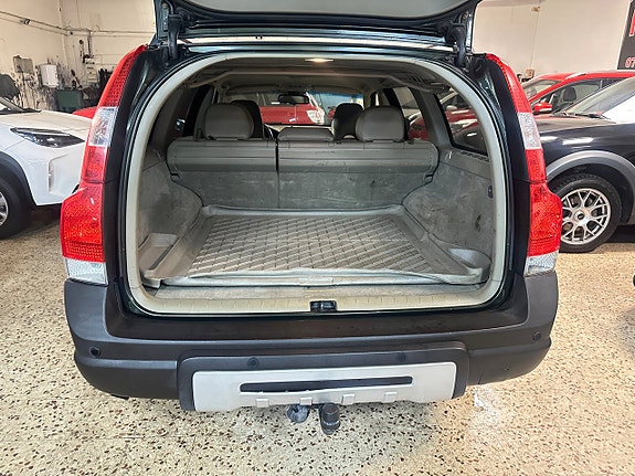 Volvo XC70 10 of 11