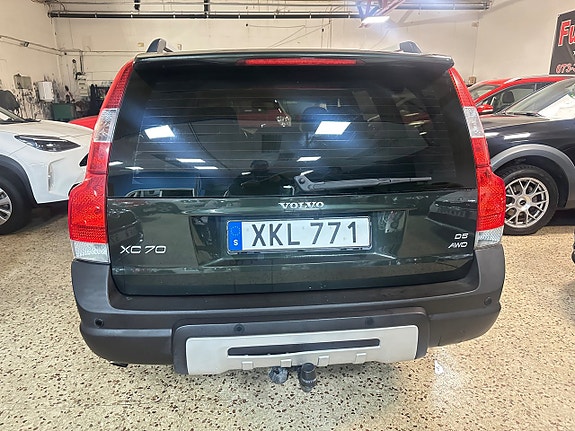Volvo XC70 11 of 11