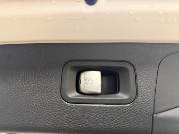 Mercedes-Benz GLC220 d 10 of 26