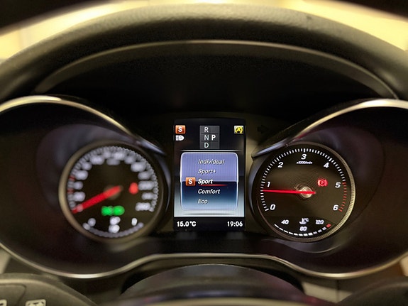Mercedes-Benz GLC220 d 22 of 26