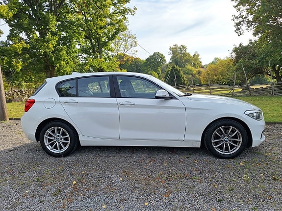 BMW 118i 6 of 6