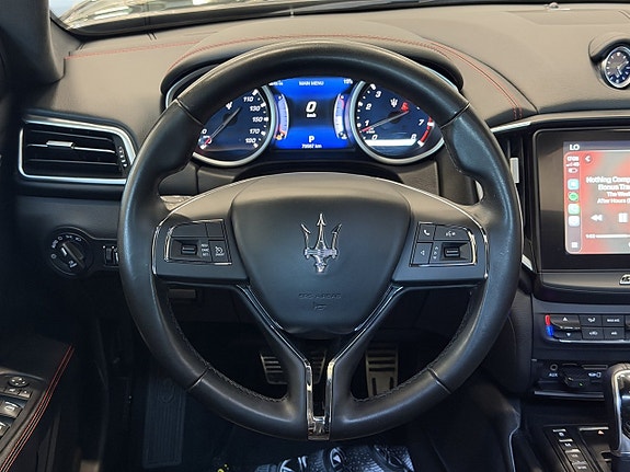 Maserati Ghibli 24 of 26
