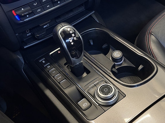 Maserati Ghibli 22 of 26