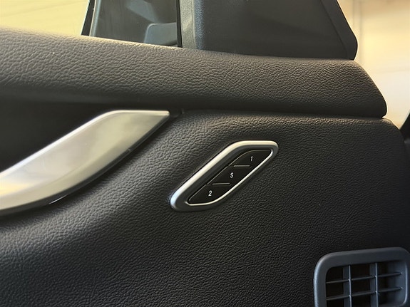 Maserati Ghibli 13 of 26