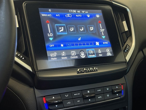 Maserati Ghibli 21 of 26