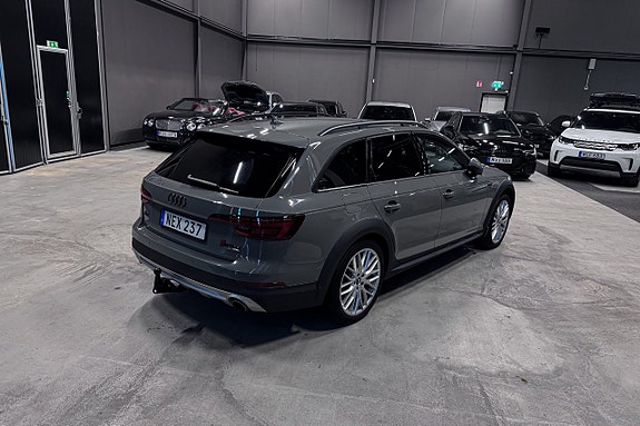 Audi A4 allroad 6 of 24