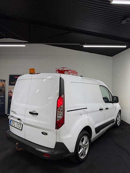Ford Transit Connect 4 of 21