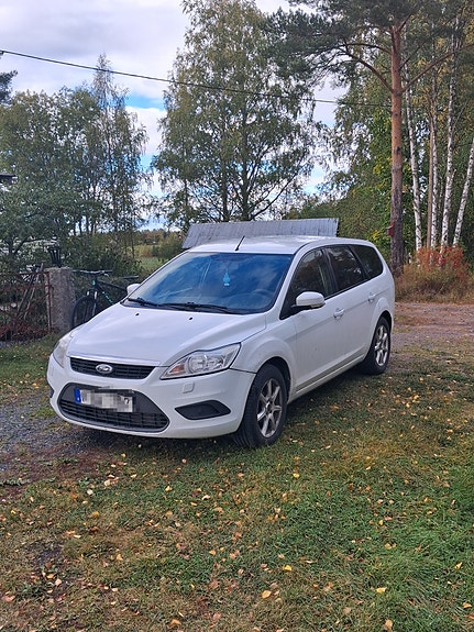 Ford Focus 3 of 4
