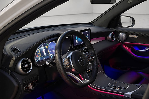 Mercedes-Benz GLC220 d 14 of 30