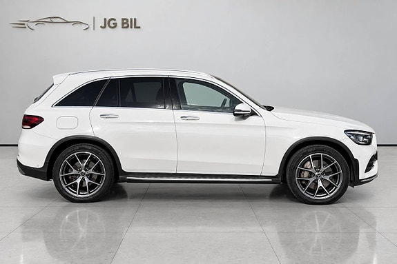 Mercedes-Benz GLC220 d 9 of 30
