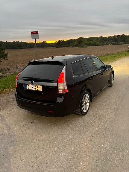 Saab 9-3 4 of 6