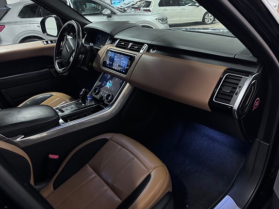Land Rover Range Rover Sport 2 of 4