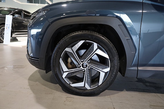 Hyundai Tucson 7 of 30