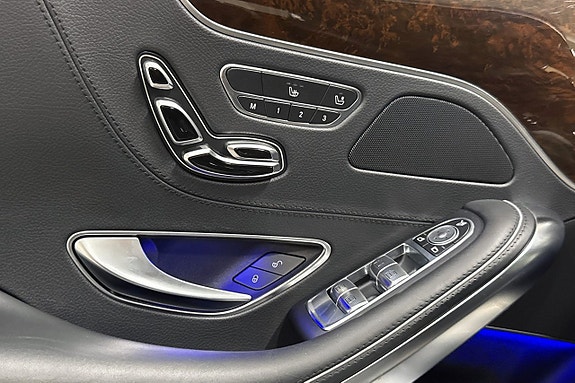 Mercedes-Benz S63 17 of 21