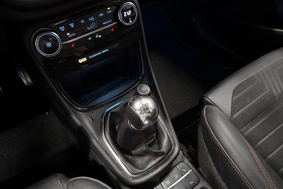 Ford Puma 12 of 16