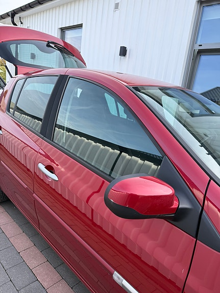 Renault Clio 2 of 10