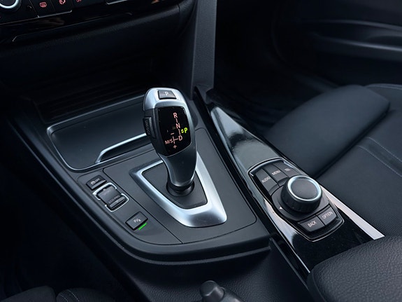 BMW 320d 18 of 27