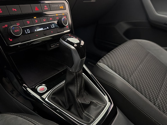 Volkswagen T-Cross 24 of 30