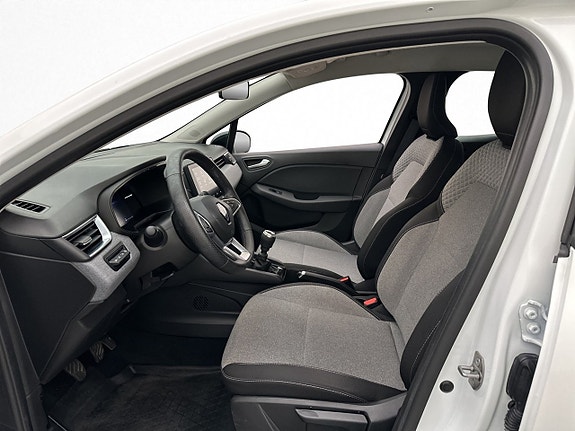 Renault Clio 10 of 25