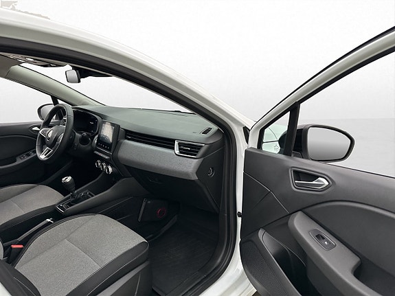Renault Clio 18 of 25