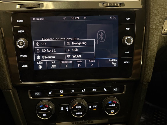 Volkswagen Golf Alltrack 17 of 18