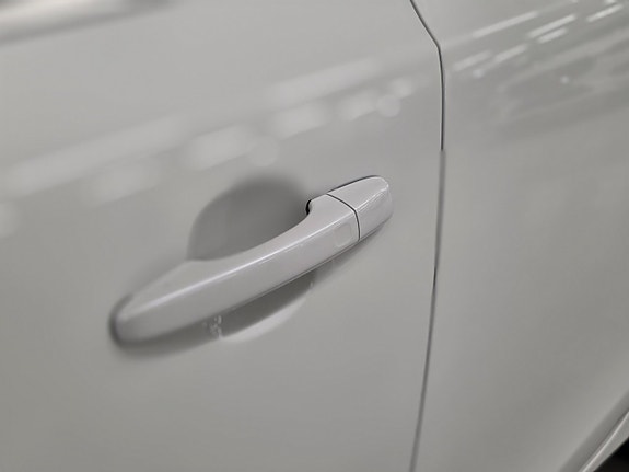 Volvo V40 5 of 25