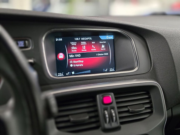 Volvo V40 18 of 25